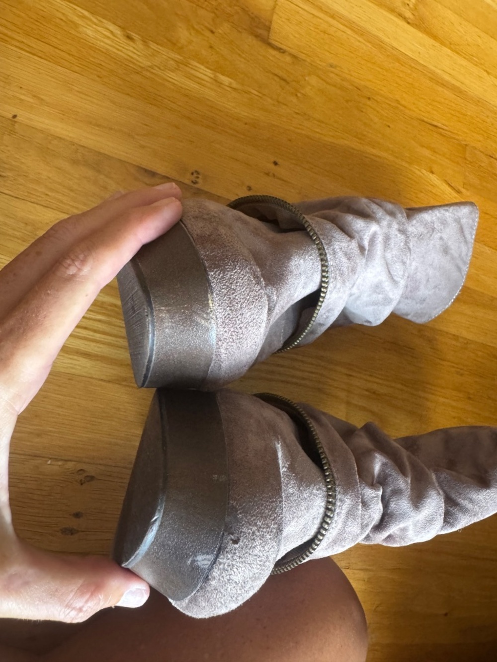 Not Rated Women’s Size 10 Bootie Suede Taupe - Picture 4 of 5
